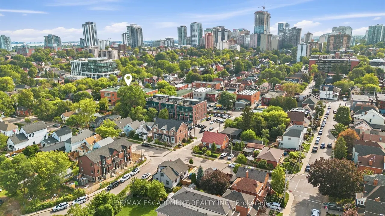 357 HUNTER Street W, Unit 16 — photo 41
