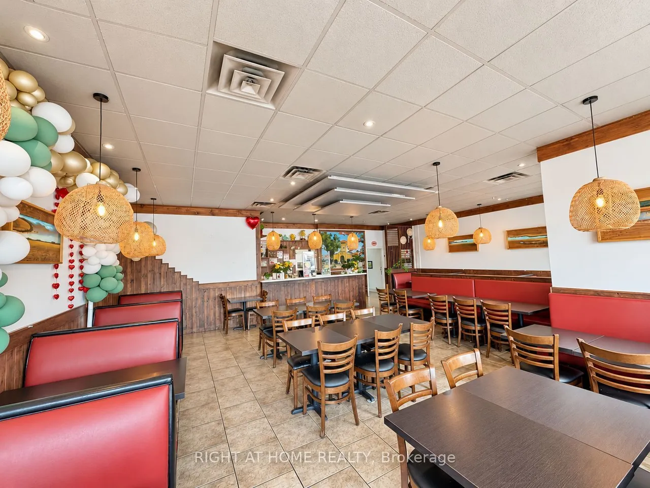 66 Mall Road, Unit 4 — photo 2