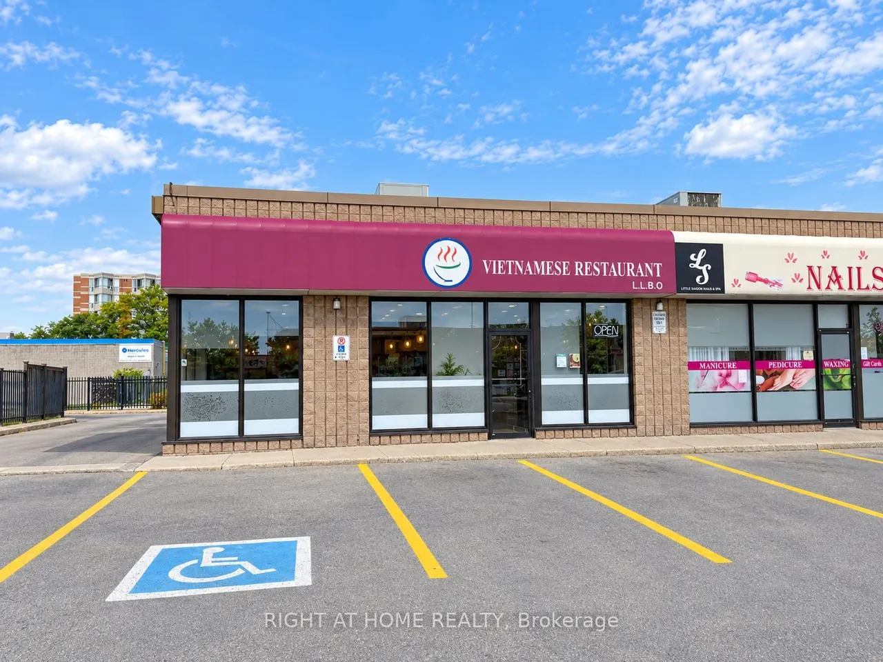 66 Mall Road, Unit 4