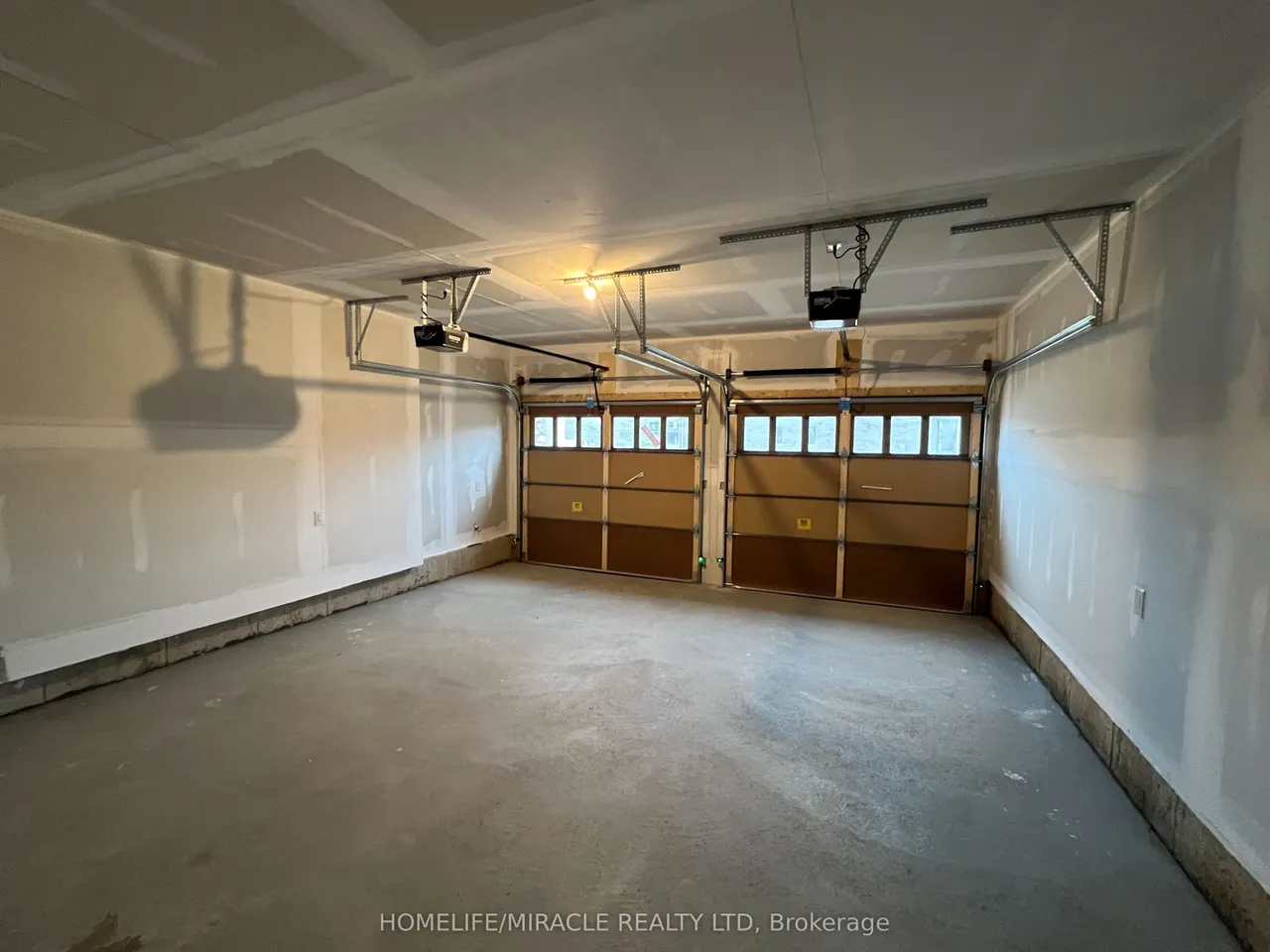249 Dingman Street — photo 31