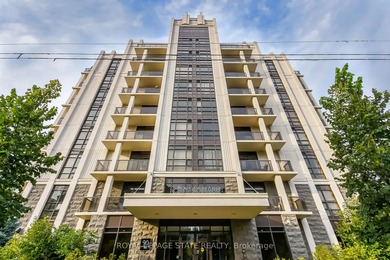 90 Charlton Avenue W, Unit 804