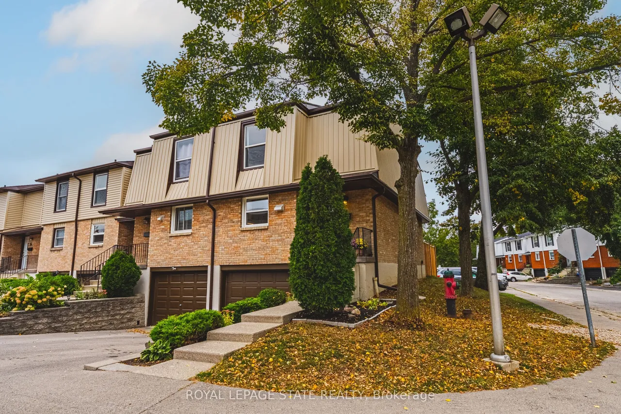 10 Angus Road, Unit 40 — photo 3
