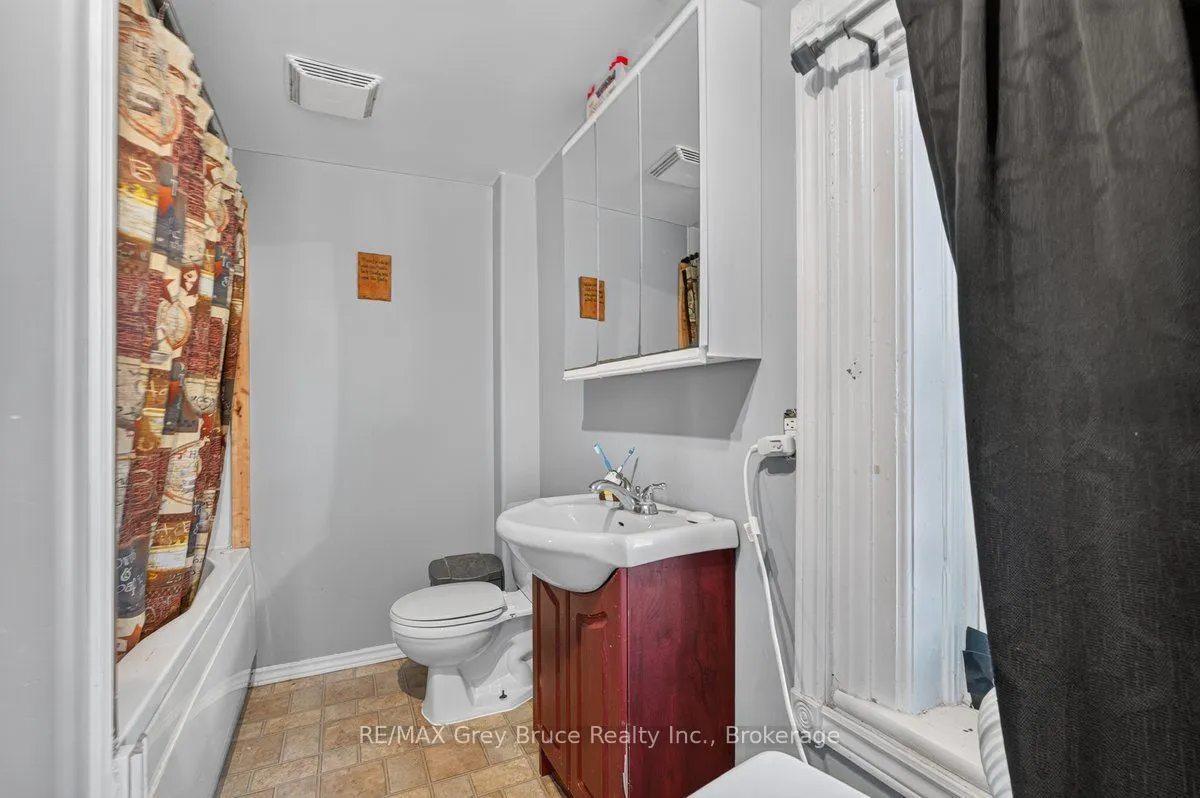 14 N main Street — photo 17