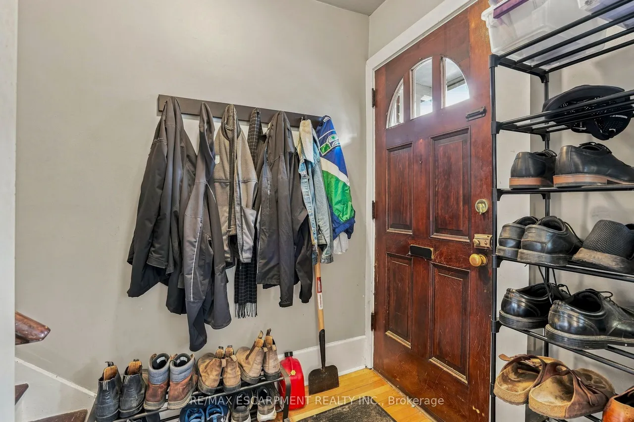 83 NAPIER Street — photo 3