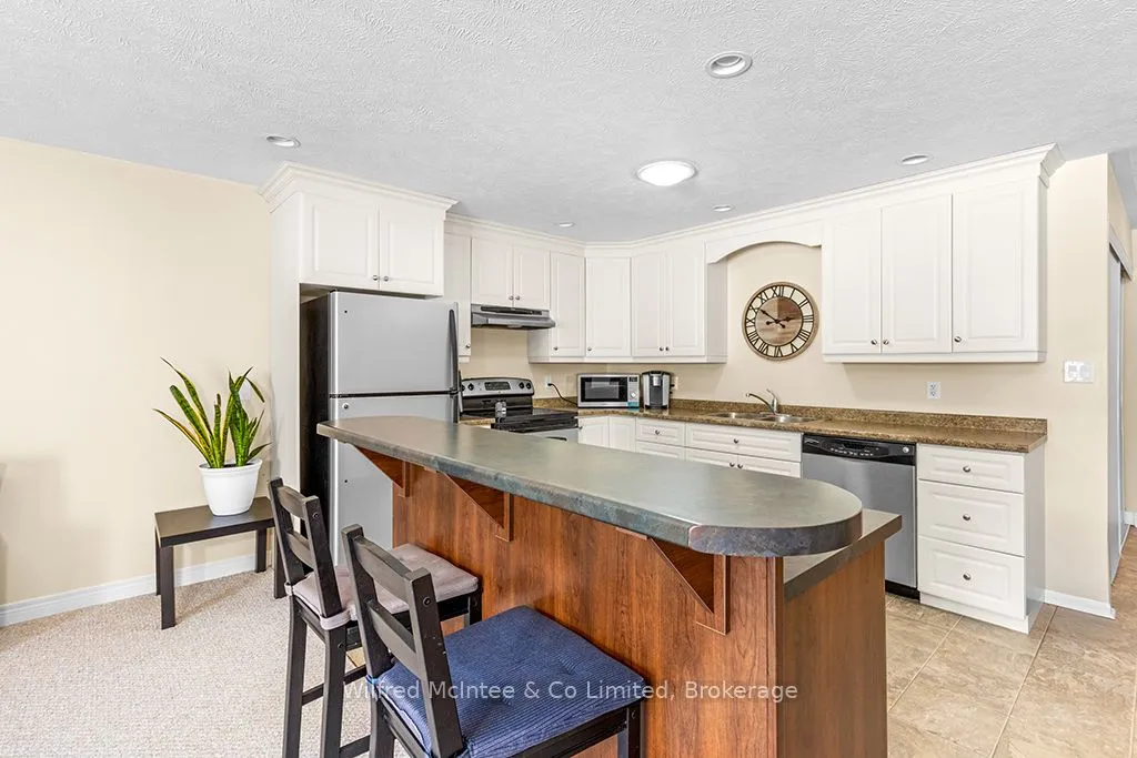 125 William Street N, Unit 406 — photo 3