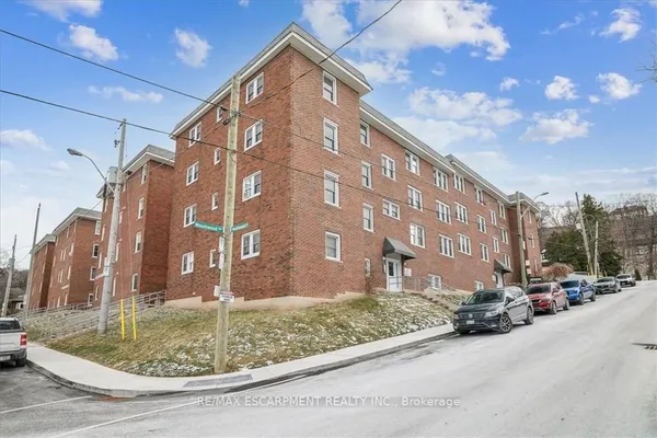 21 Mountwood Avenue, Unit 6 — photo 2