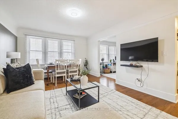 21 Mountwood Avenue, Unit 6