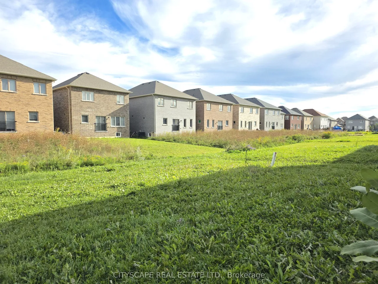 321 Van Dusen Avenue — photo 41