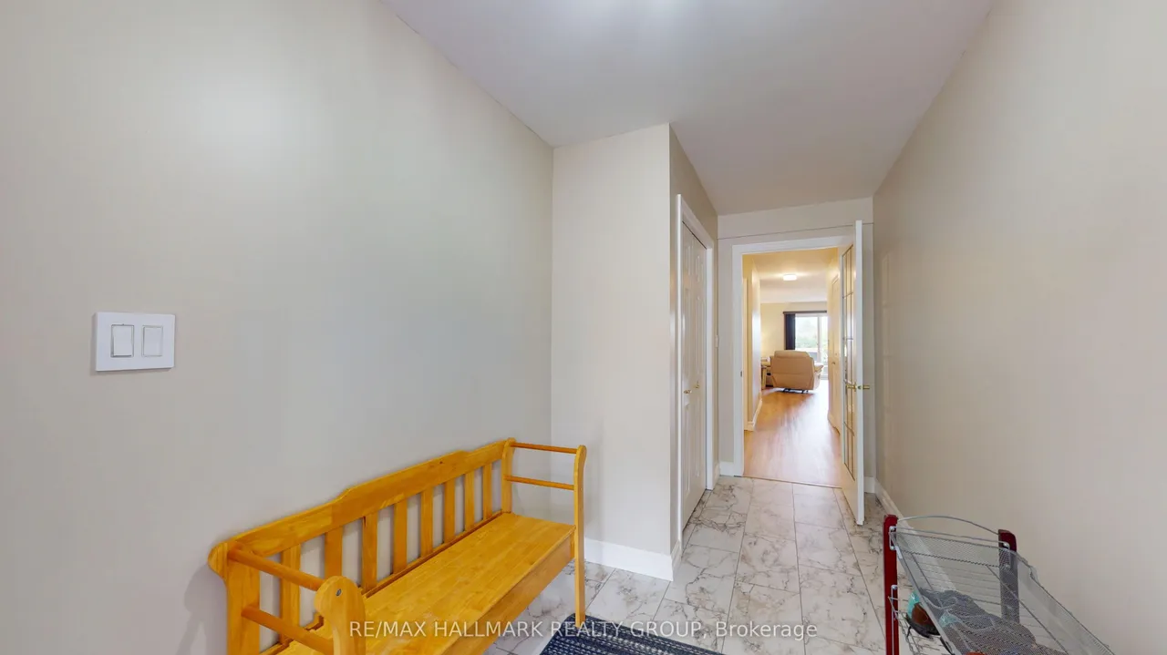 1089 Bridlewood Drive — photo 3