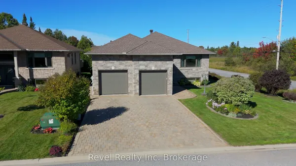 5 Sugarbush Street
