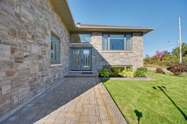 5 Sugarbush Street — photo 2