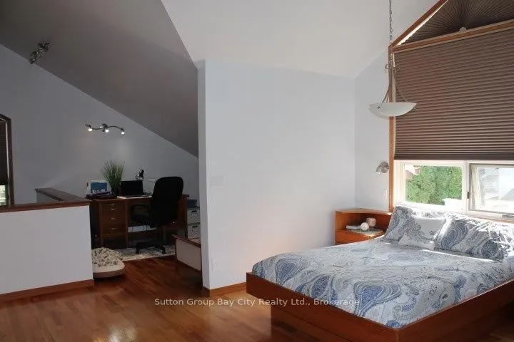 131 Rupert Street — photo 48