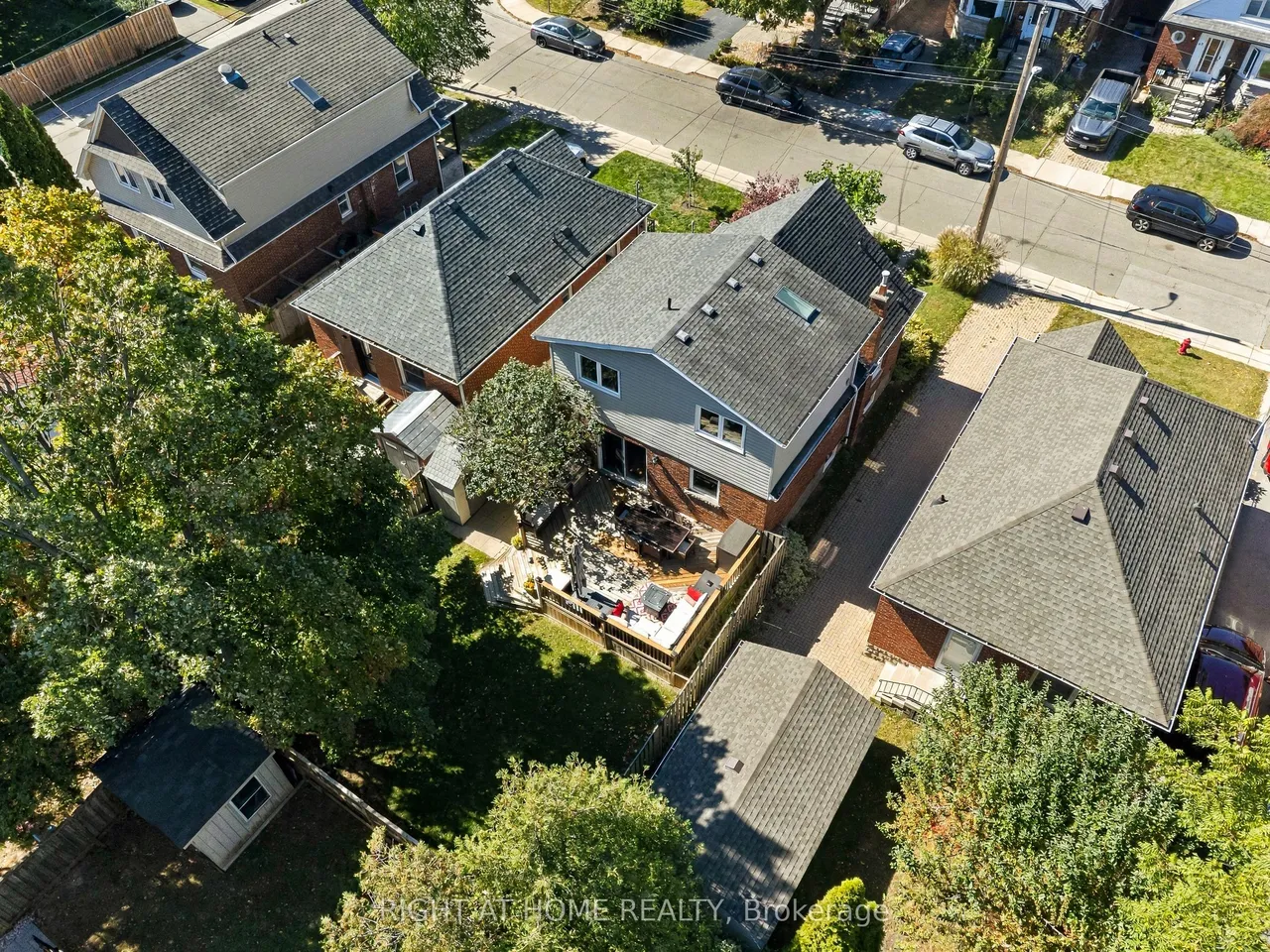 58 Uplands Avenue — photo 34