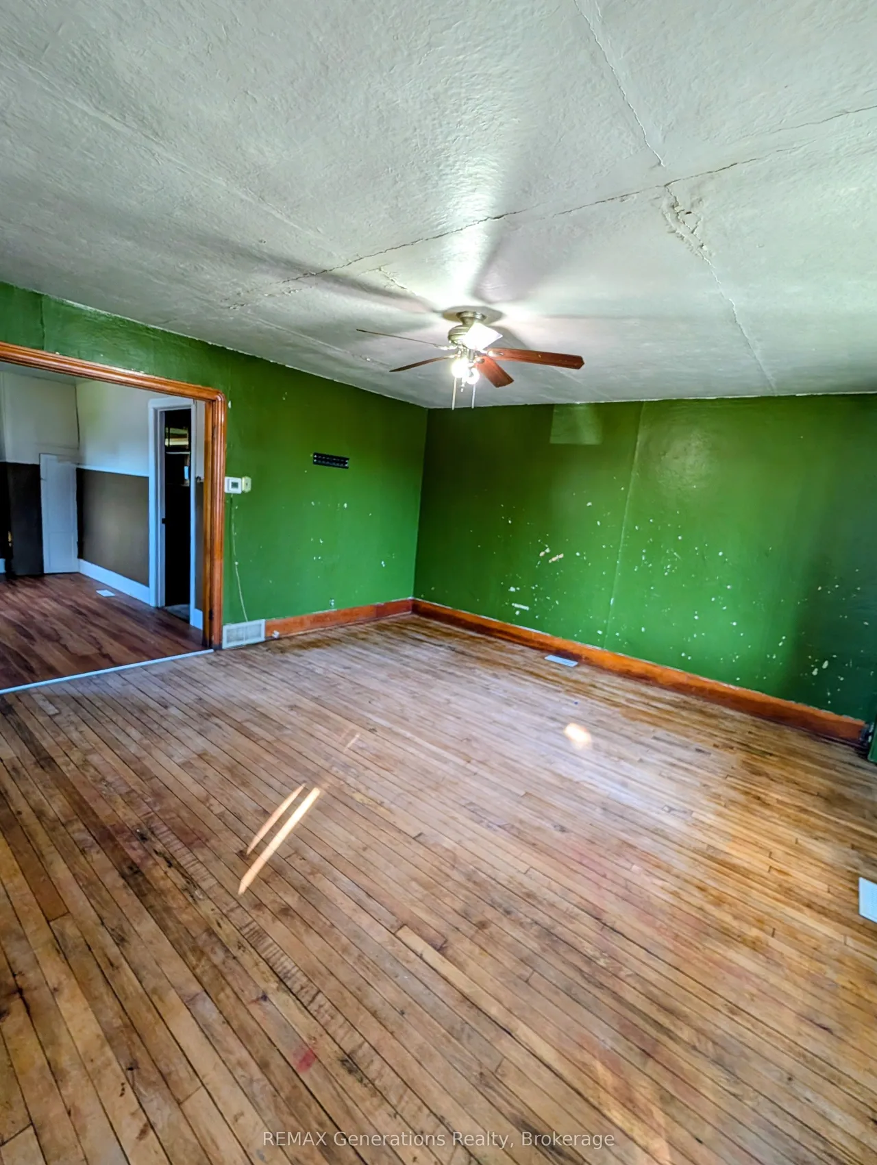 607 Mcintosh Street — photo 2