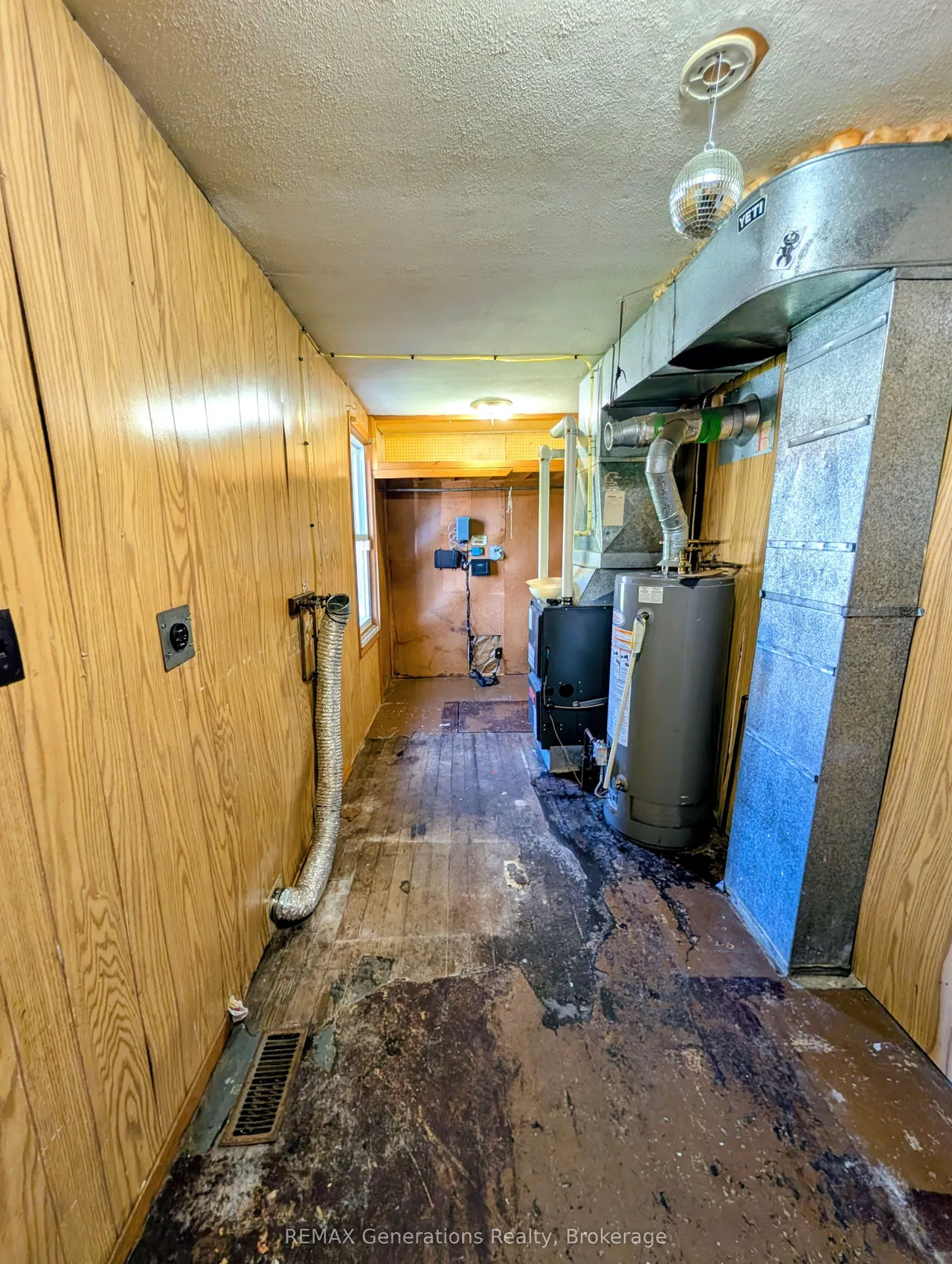607 Mcintosh Street — photo 20