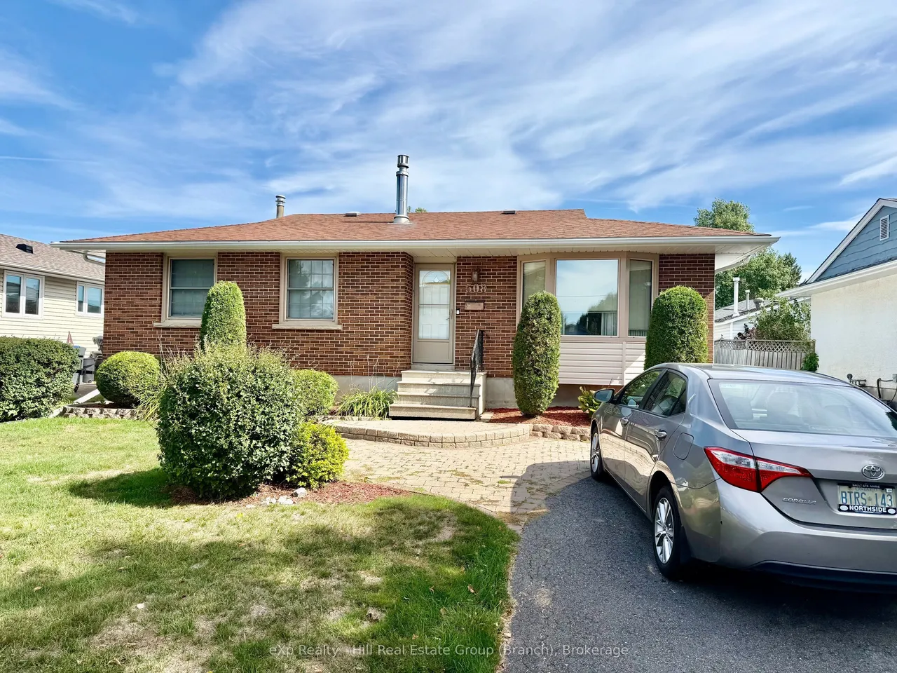 508 Cambrian Crescent