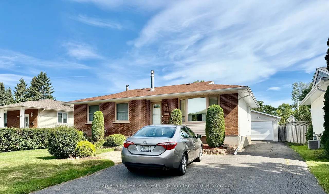508 Cambrian Crescent — photo 3