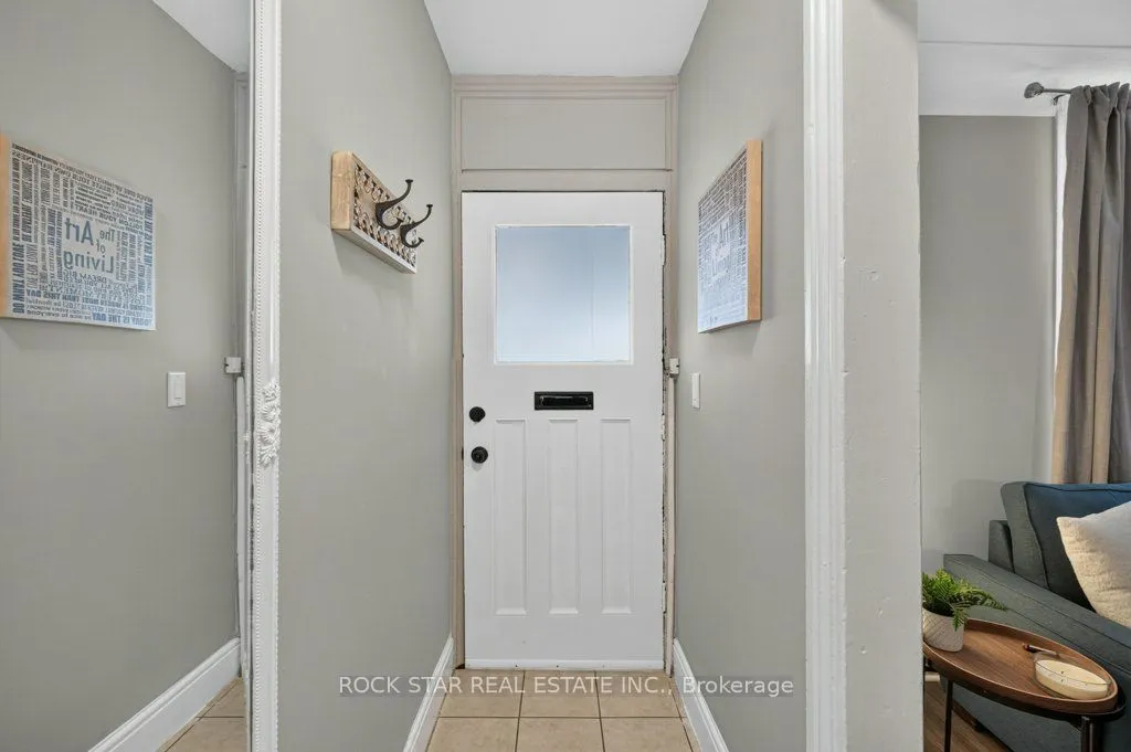 244 Emerald Street N — photo 3