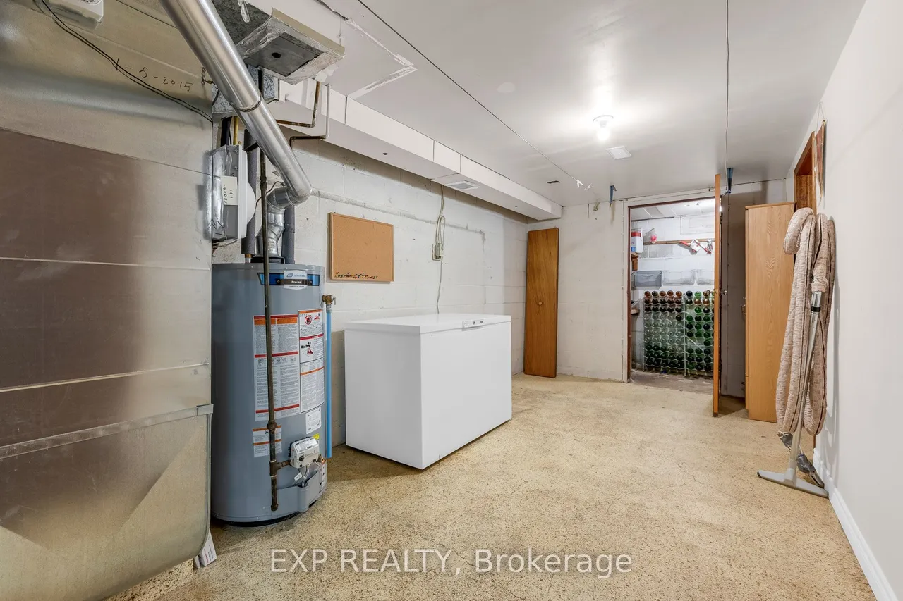 150 Marcella Crescent — photo 31