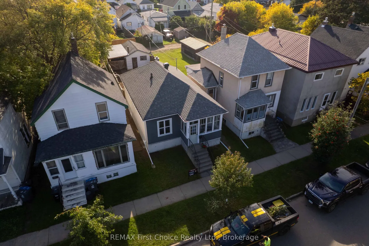 322 Ogden Street — photo 29