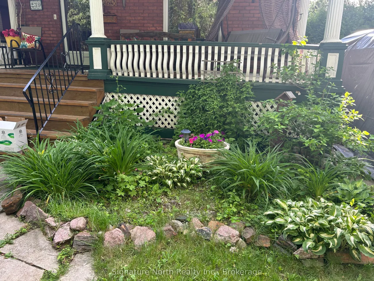 239 Marks Street N — photo 3