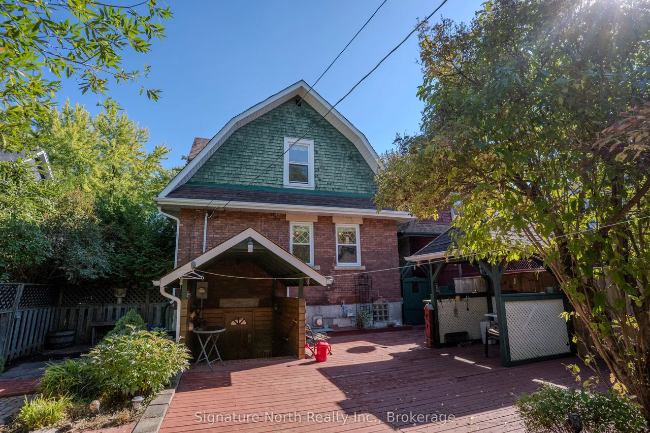 239 Marks Street N — photo 49