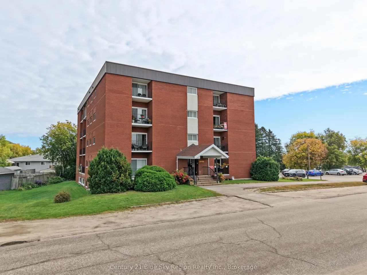 122 Giroux Street, Unit 401 — photo 3