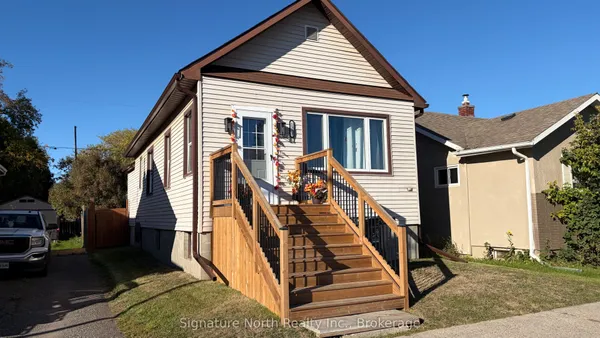 1313 Gore Street W — photo 2