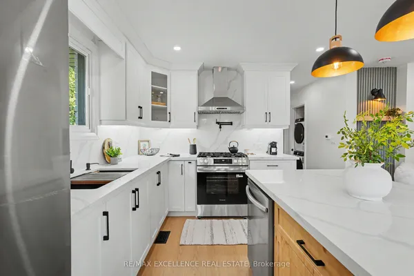 311 East 14th Street — photo 2