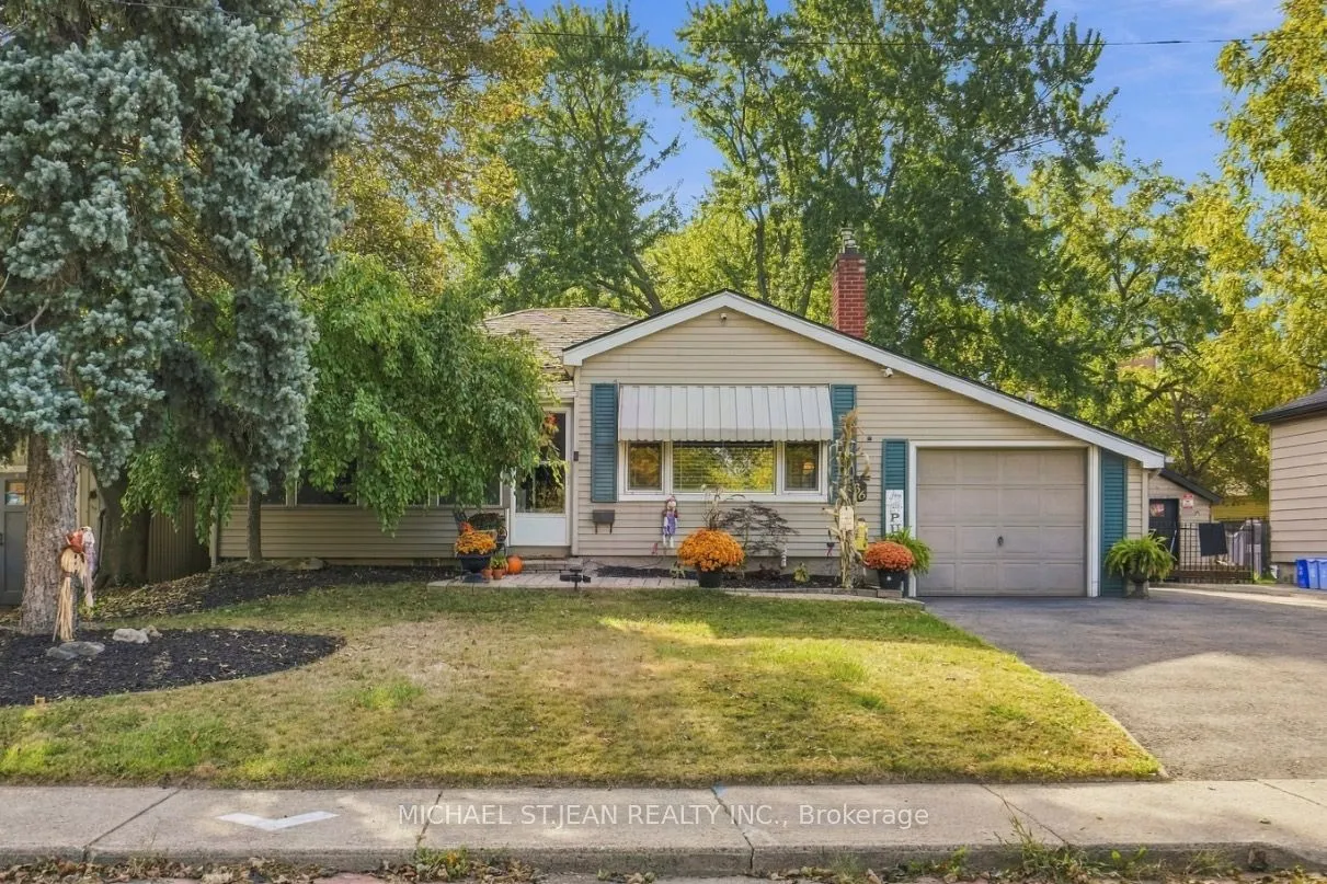 36 Pottruff Road — photo 3