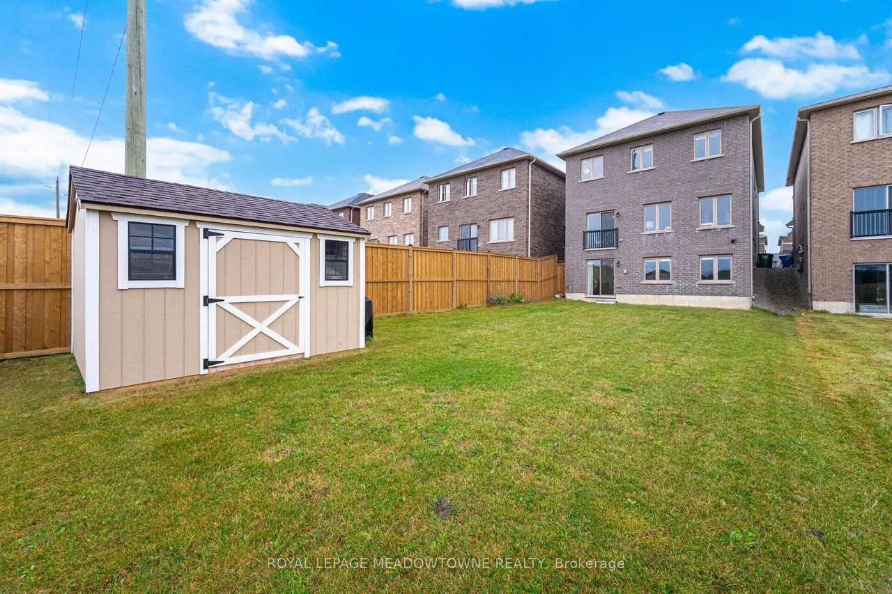301 Ridley Crescent — photo 43