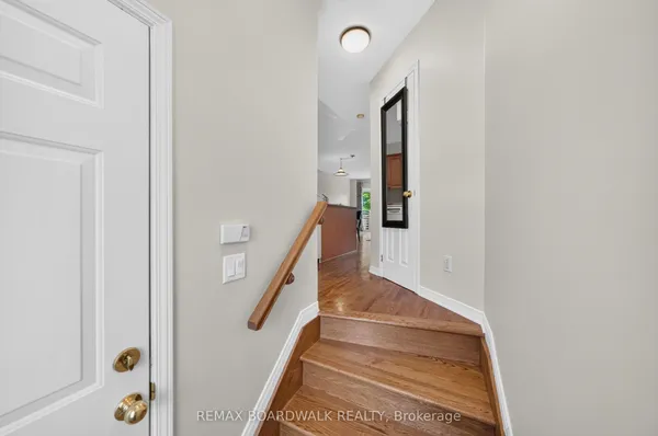 363 Levis Avenue — photo 2