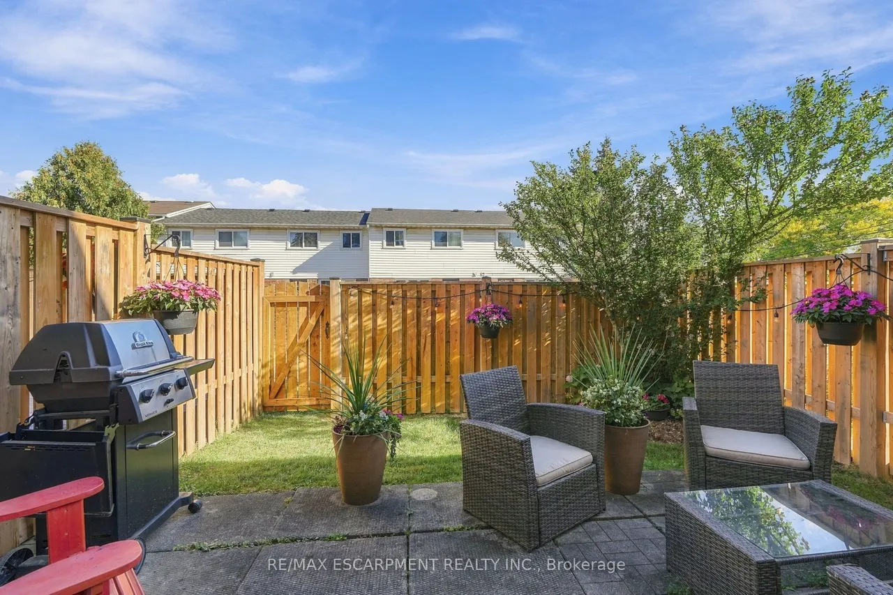 53 Bryna Avenue S — photo 37