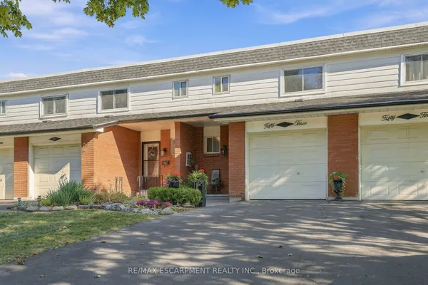 53 Bryna Avenue S — photo 2