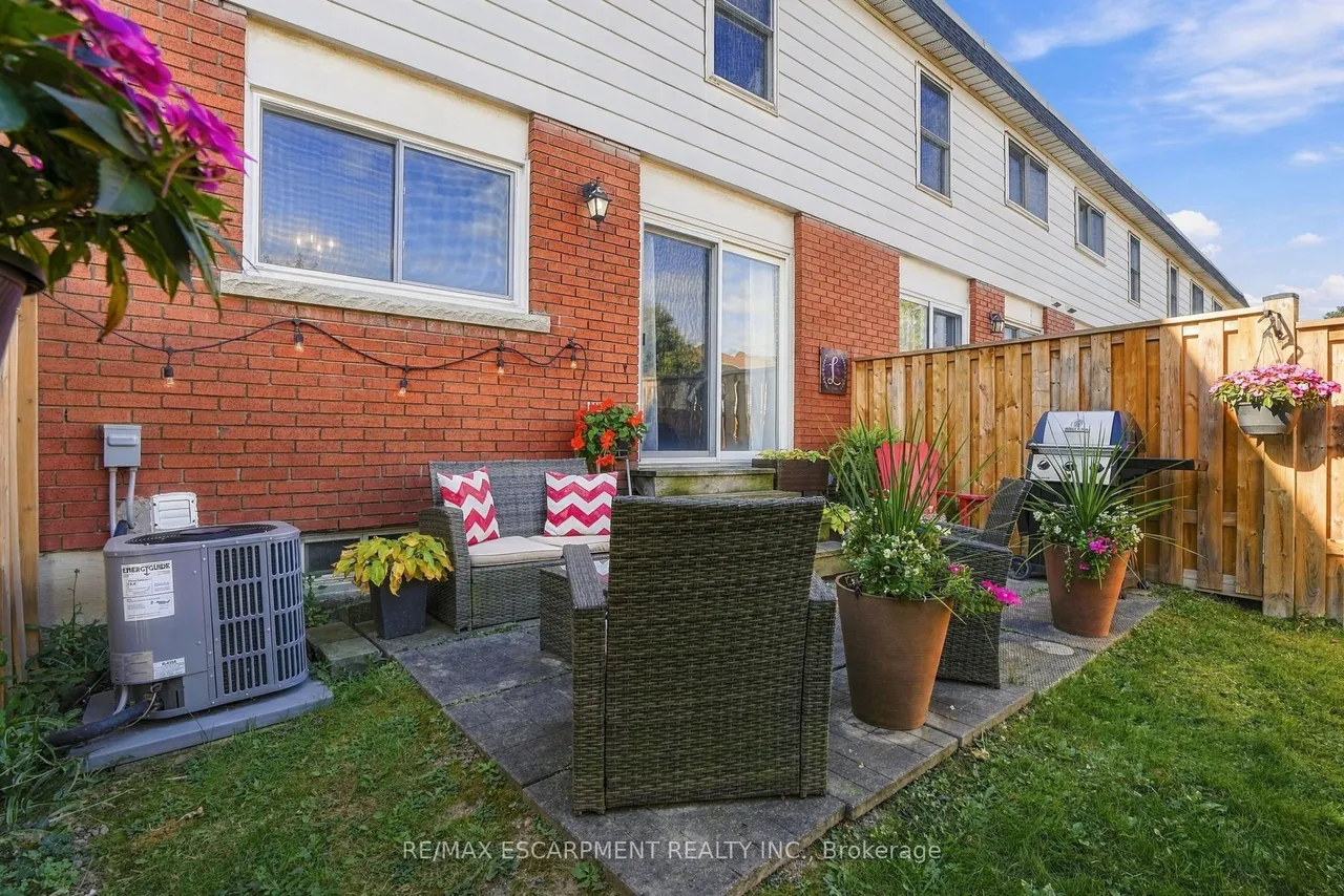 53 Bryna Avenue S — photo 36
