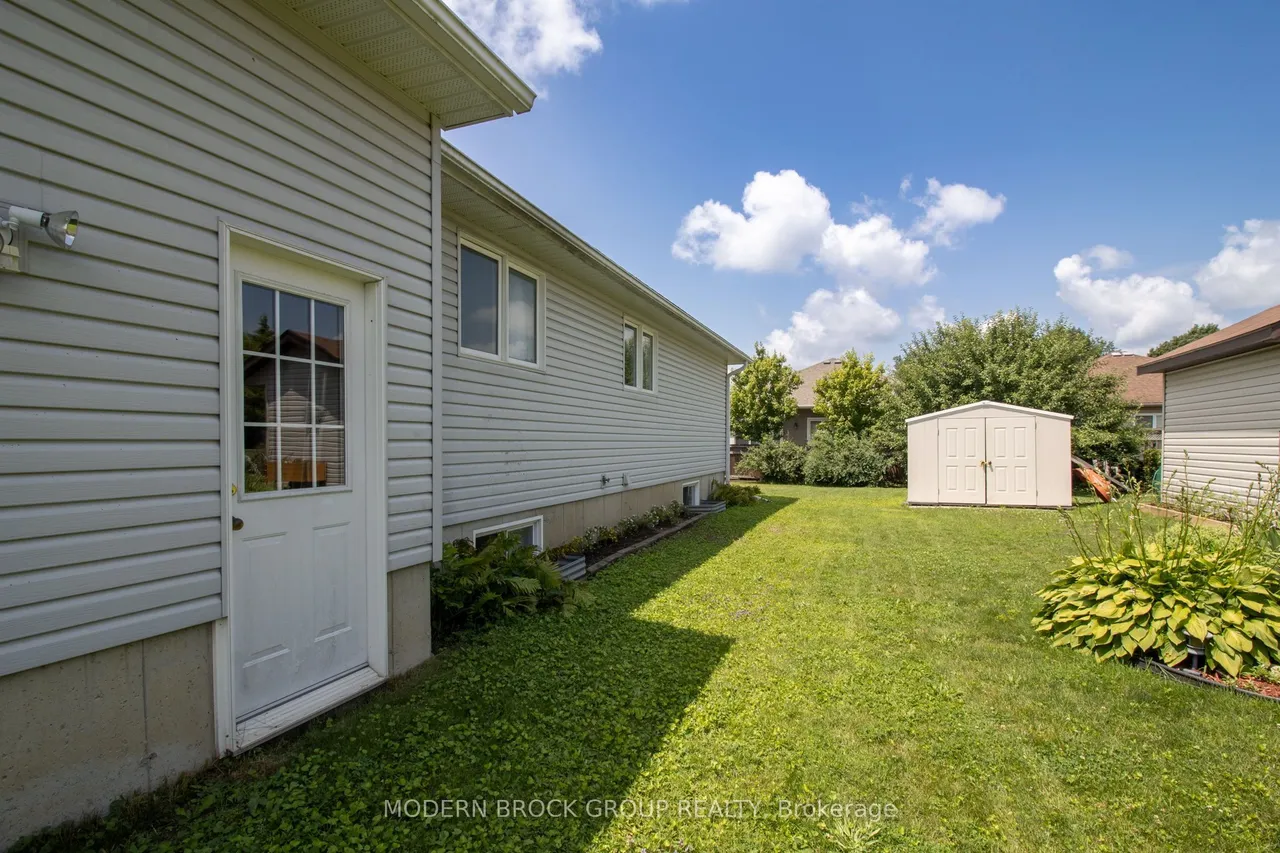 36 Hillcrest Drive — photo 3