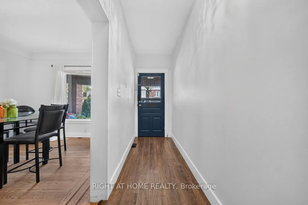 36 Sherman Avenue N — photo 3
