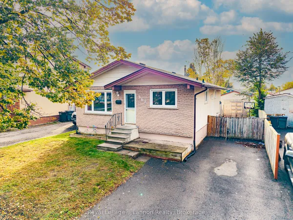 562 Simon Fraser Drive