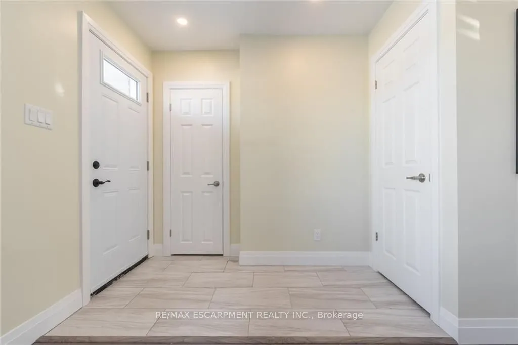 58 Sandalwood Avenue — photo 3
