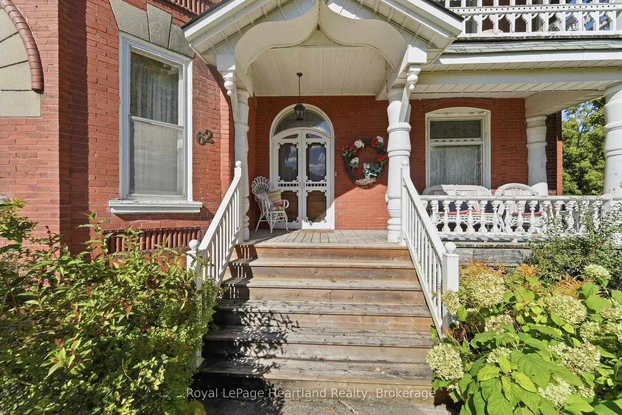 62 Orange Street S — photo 3