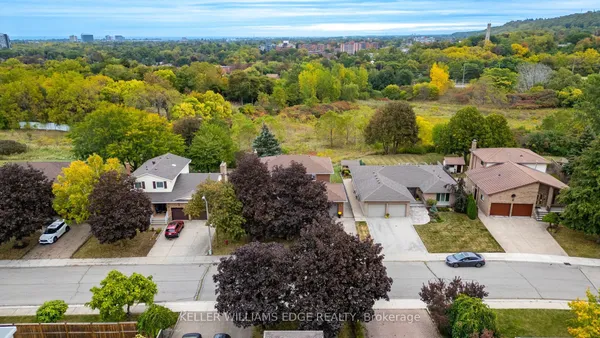 54 Monte Drive — photo 2
