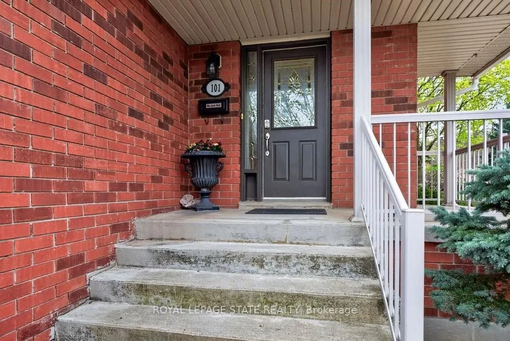 100 Beddoe Drive, Unit 101 — photo 3