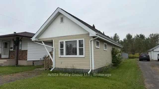 1202 Gore Street W — photo 16