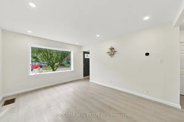 294 east 28th Street — photo 2