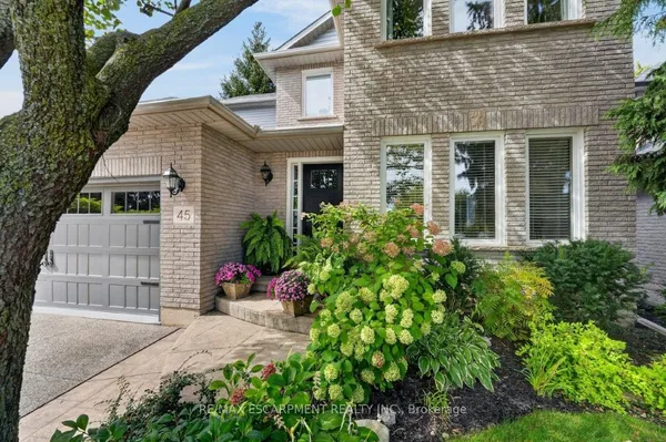 45 Richmond Crescent