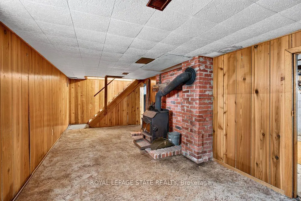 340 Barton Street — photo 25