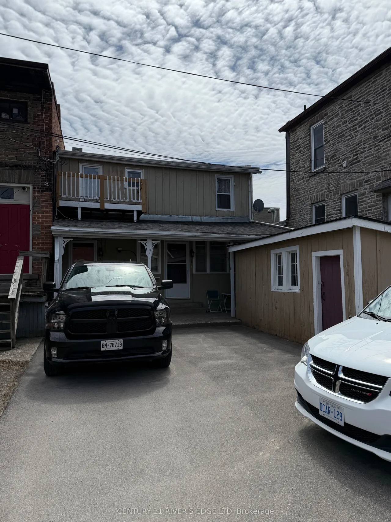 108-112 KING Street W — photo 3