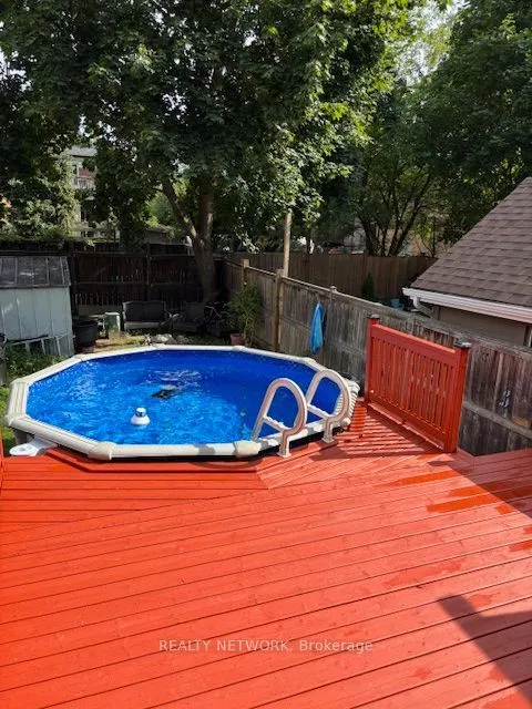 11 Elm Street — photo 29