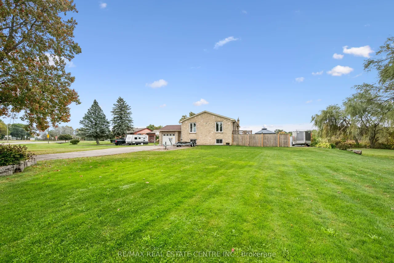 1211 Old 8 Highway
