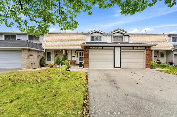 92 St Andrews Drive, Unit 92 — photo 2
